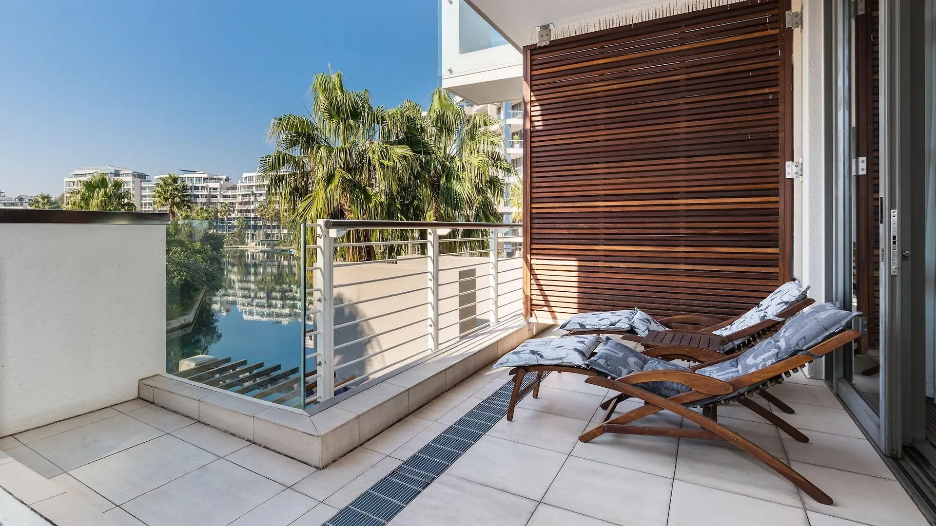 Lawhill Luxury Apartments Cape Town