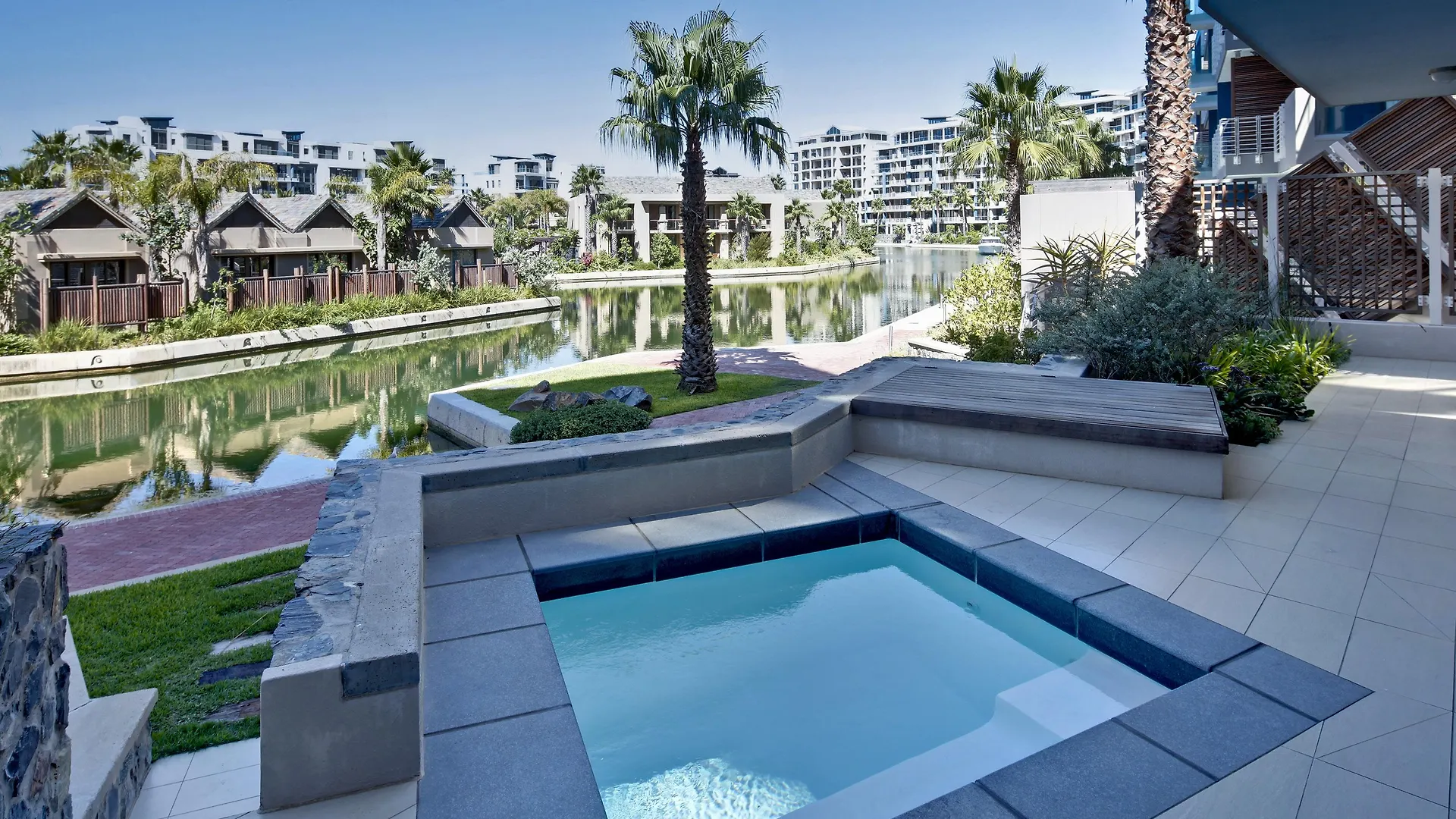 Lawhill Luxury Apartments Cape Town
