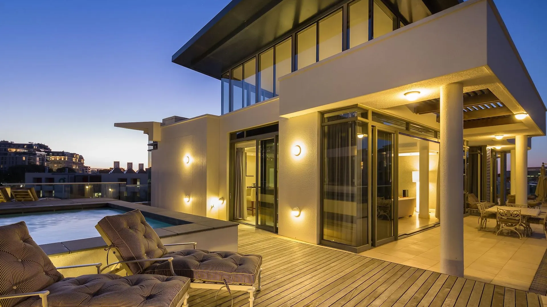 Lawhill Luxury Apartments Cape Town